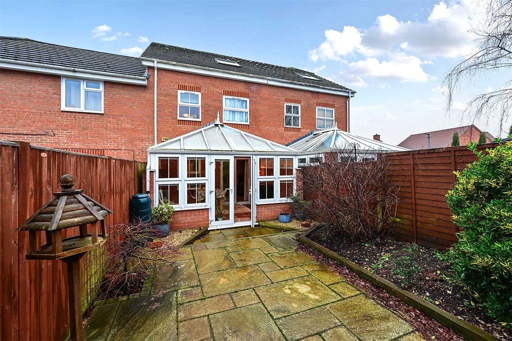 Property photo 3 of 16 Picture No. 11