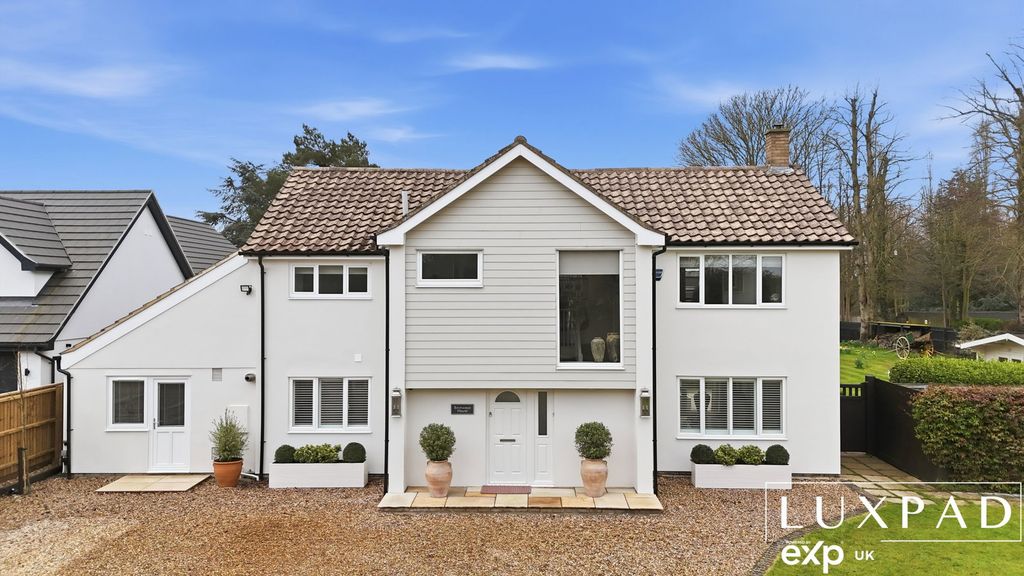 Property photo 2 of 46