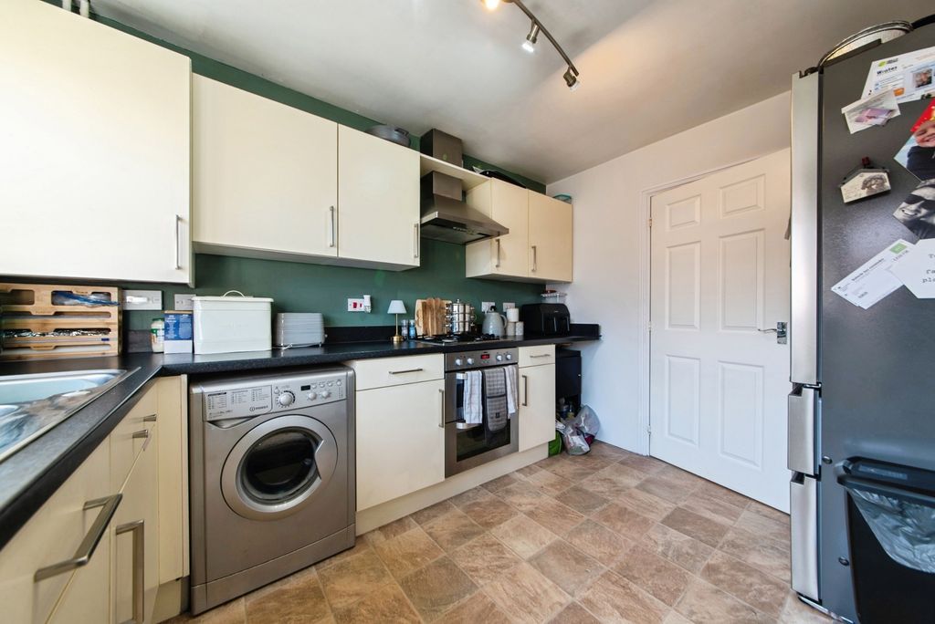 Property photo 3 of 18 Pbox-Img.Jpg