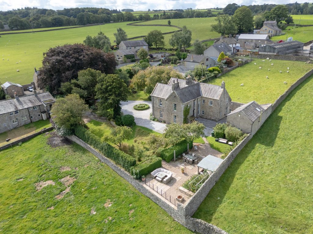 Property photo 2 of 37 Aerial