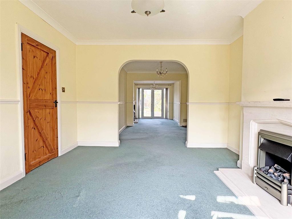 Property photo 3 of 23 l7.Jpg
