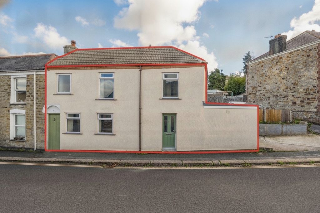 Property photo 1 of 12 5549110