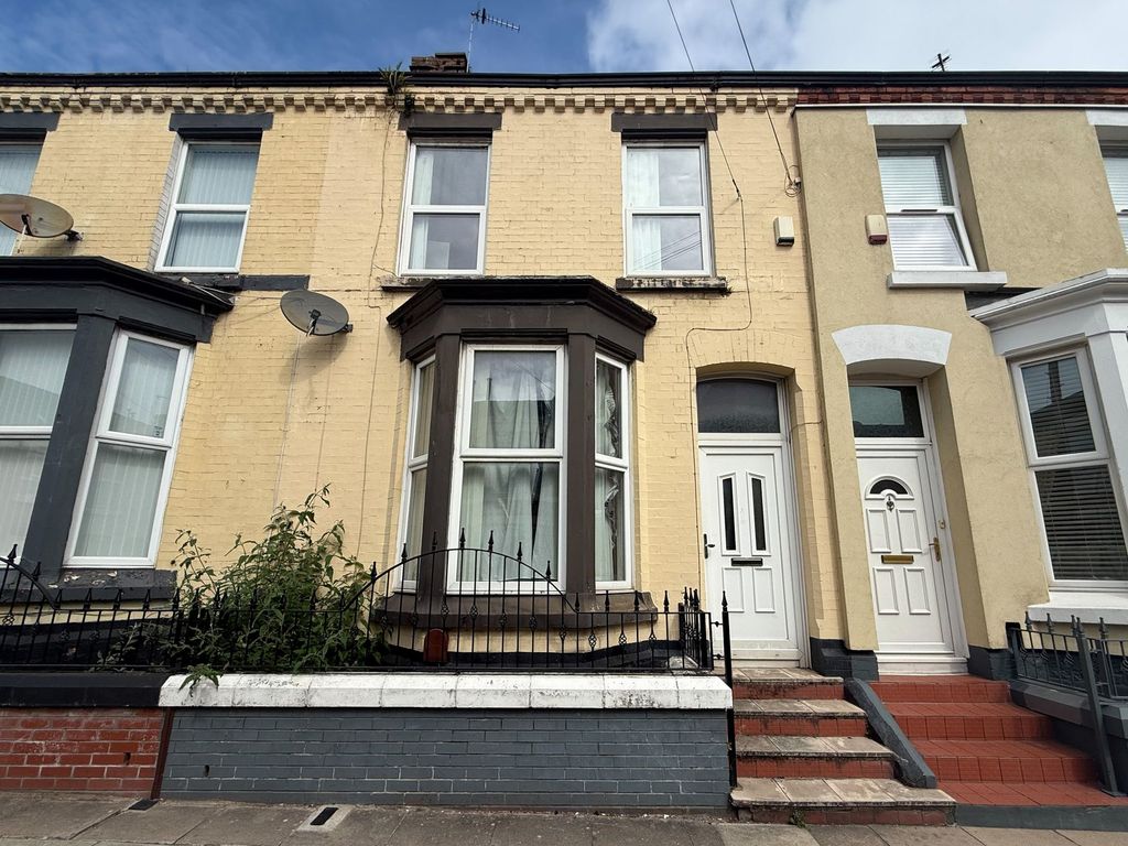 Property photo 1 of 12