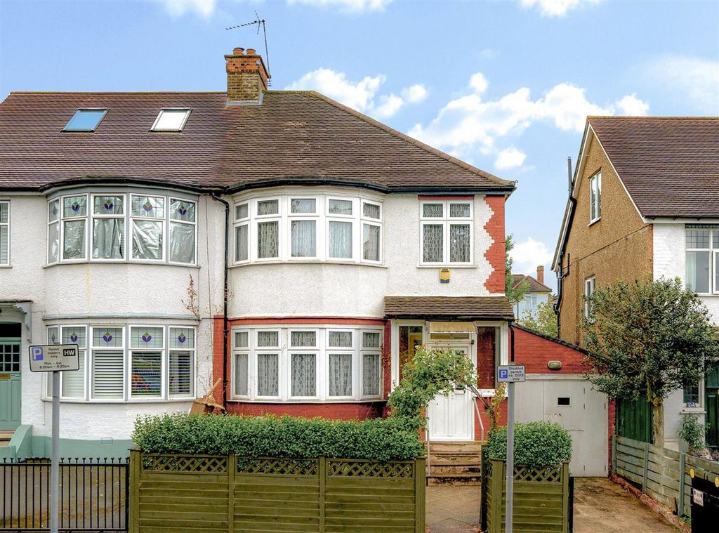 Property photo 1 of 12