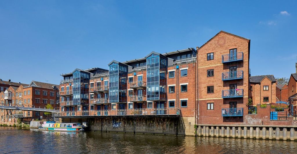 Property photo 1 of 5 Main .Png