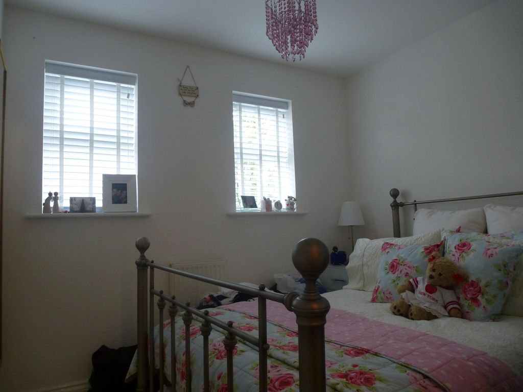 Property photo 3 of 6 Bedroom 2