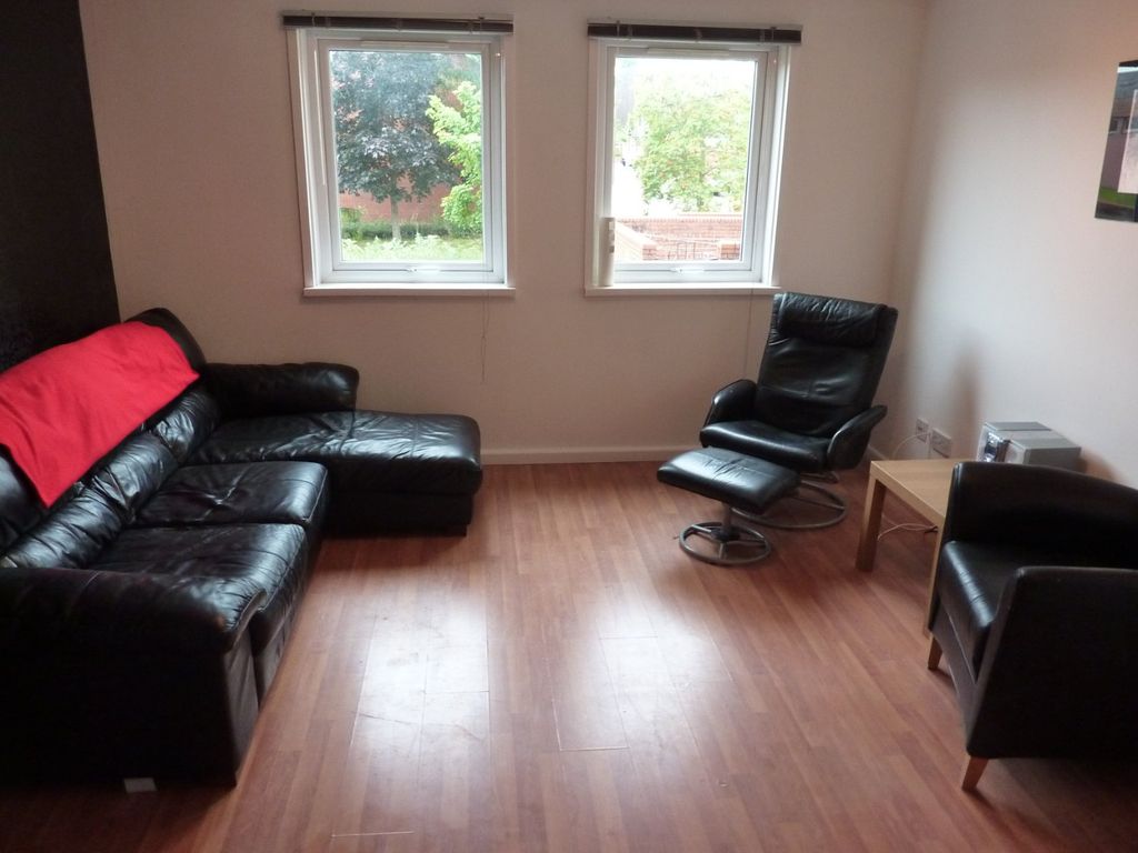 Property photo 2 of 5 Picture No. 04