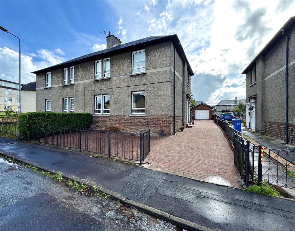 Property photo 1 of 11 External