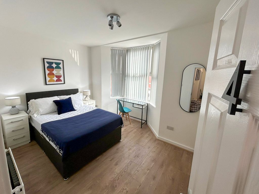 Property photo 2 of 7 F4508E1901