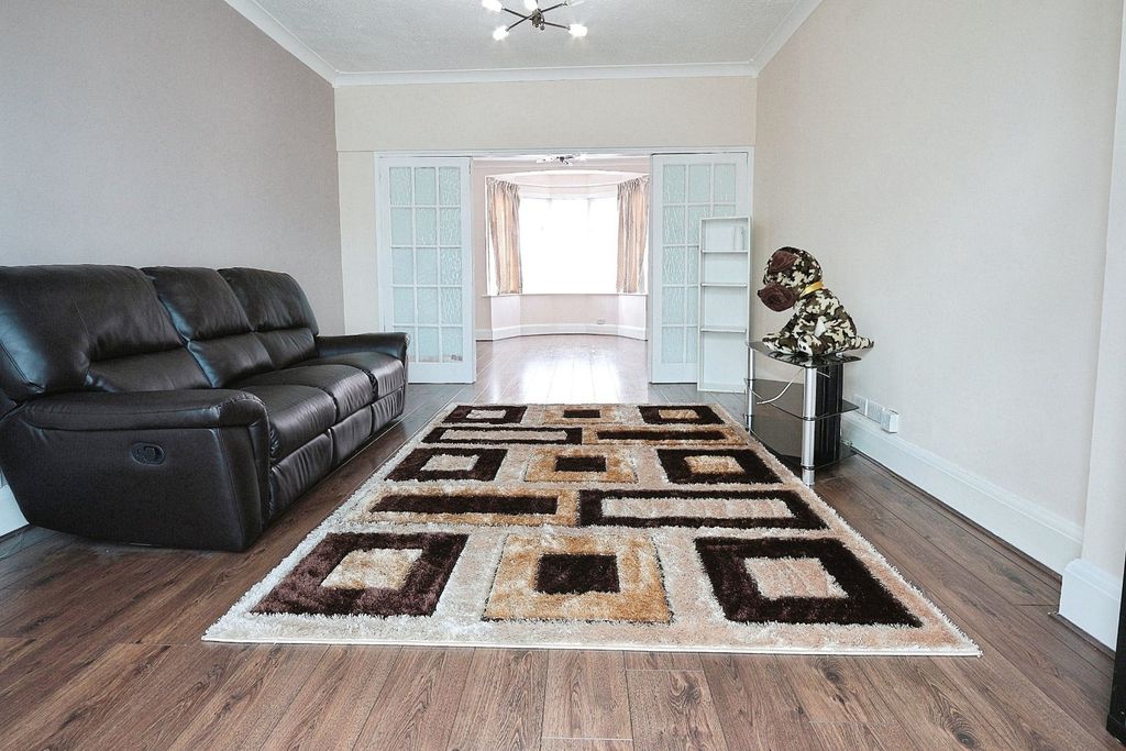 Property photo 2 of 11 Reception Room 1