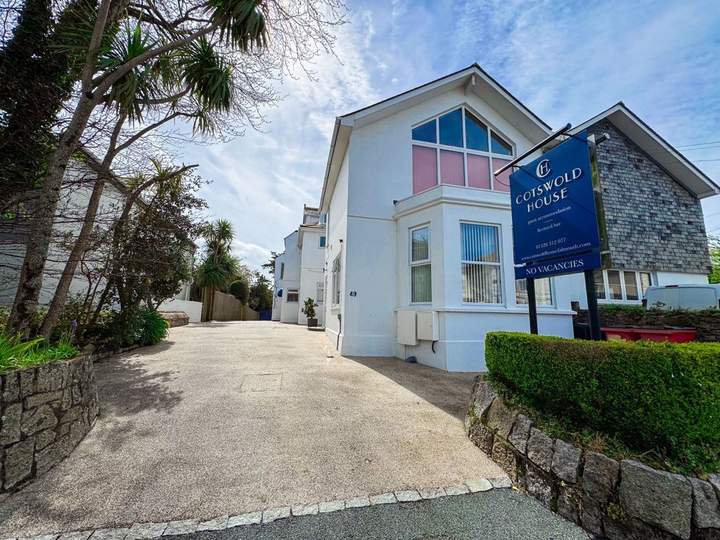 Property photo 3 of 32 Photo 3