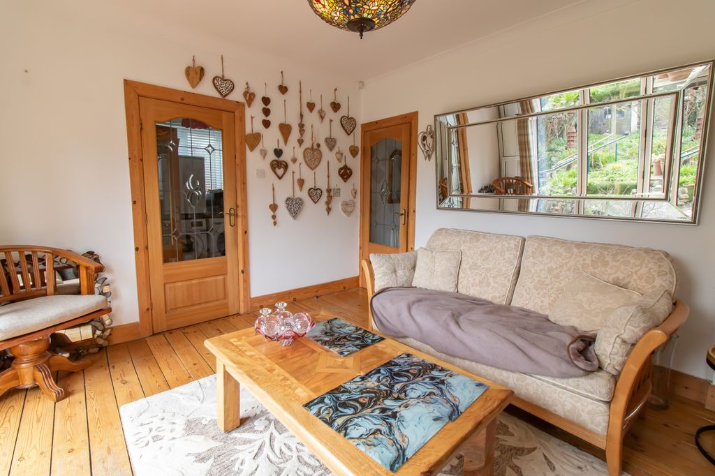 Property photo 3 of 18 Image 3