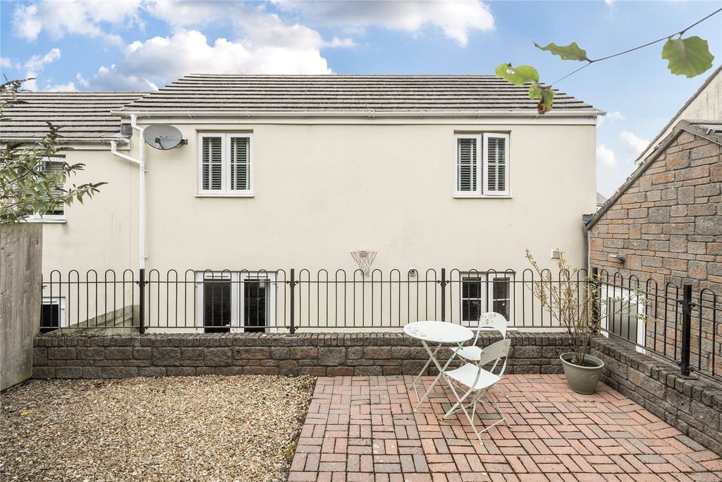 Property photo 2 of 13 Picture No. 02
