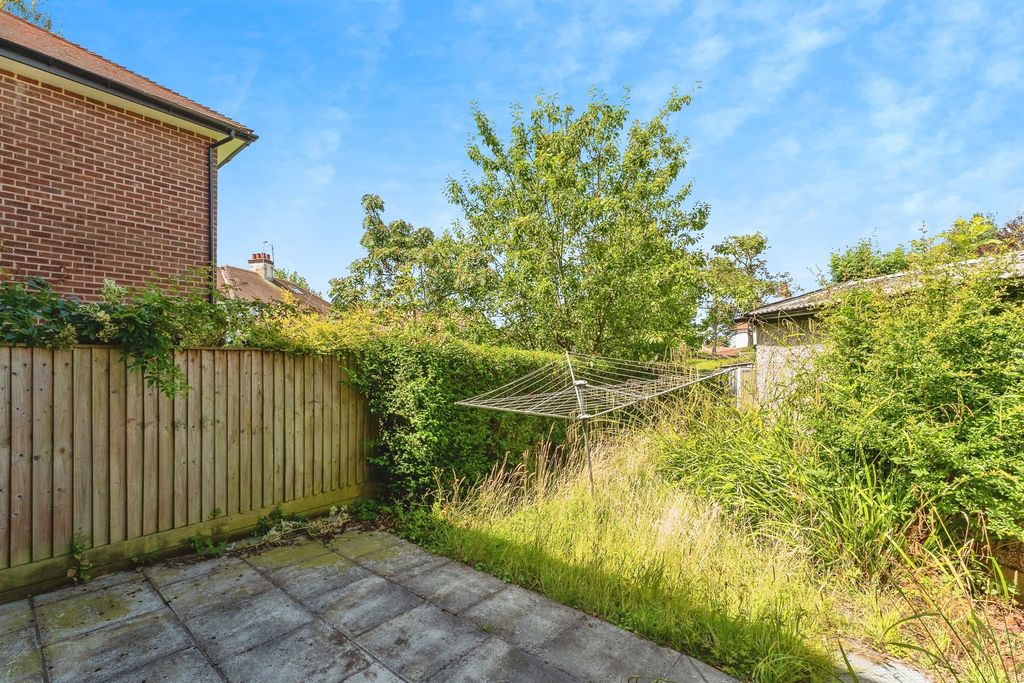 Property photo 3 of 17
