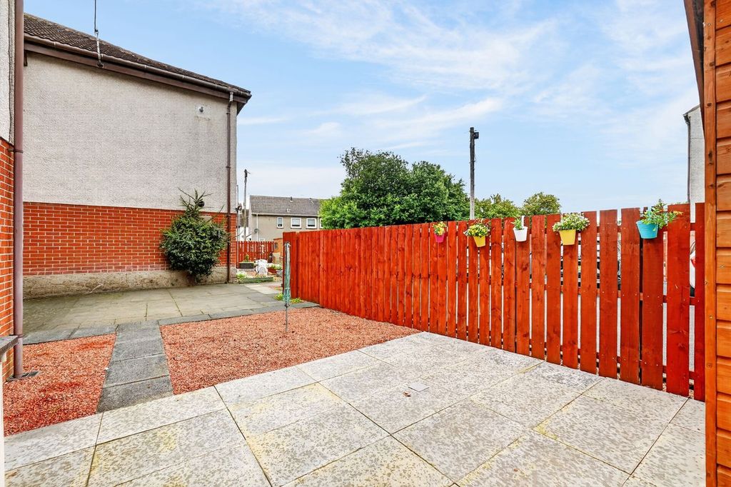 Additional image 14 of 3 bed flat for saleStandalane Court, Galston KA4