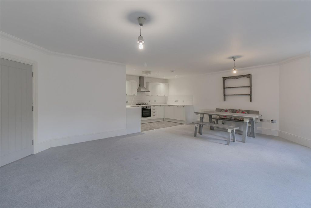 Property photo 3 of 17 Img_8401.Jpg