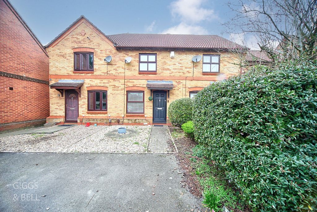 Property photo 1 of 18 3923601