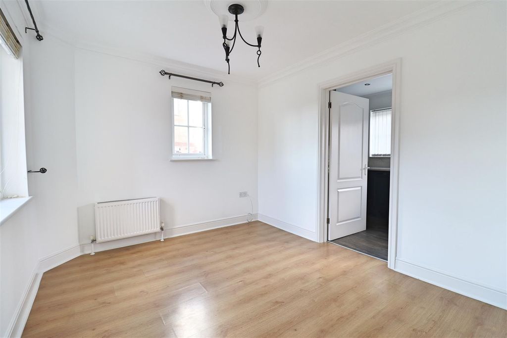 Property photo 3 of 16 Img_8990.Jpg