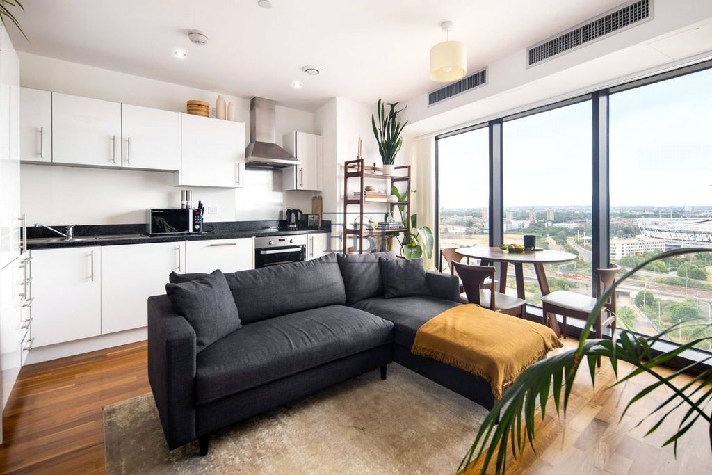 Property photo 1 of 11 Picture No. 01