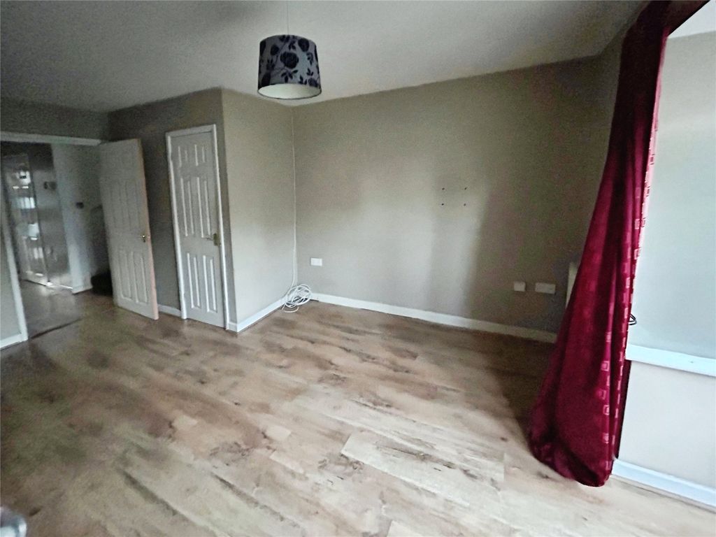 Property photo 2 of 7 Lounge/Diner