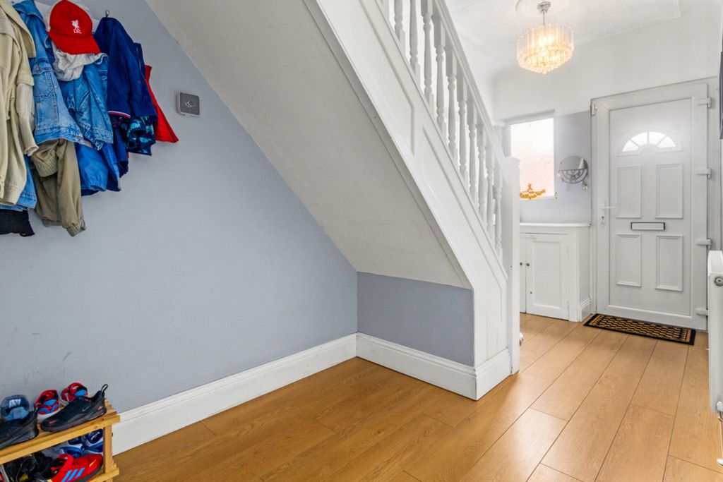 Property photo 2 of 29