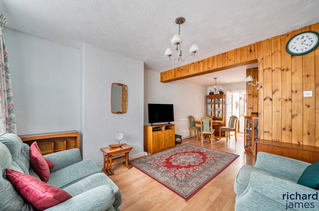 Property photo 3 of 19