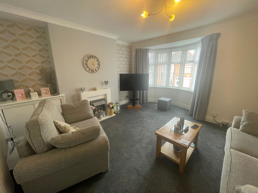 Property photo 2 of 6 Photo 16