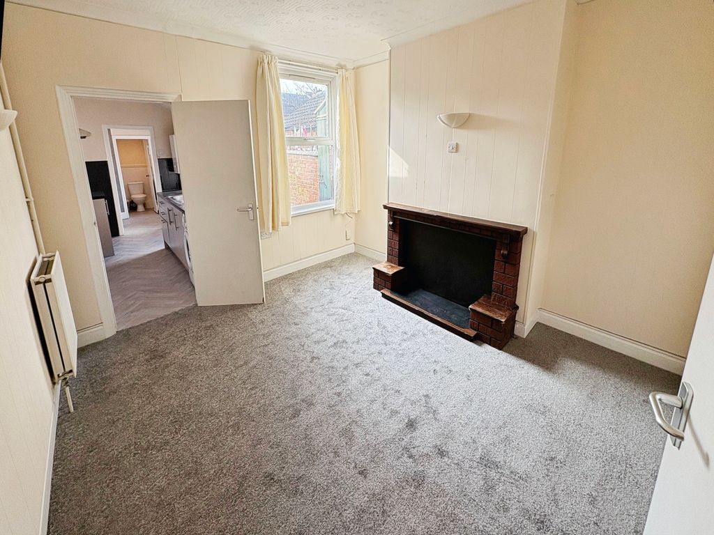 Property photo 3 of 16 17B7Ab5d-Img_8922