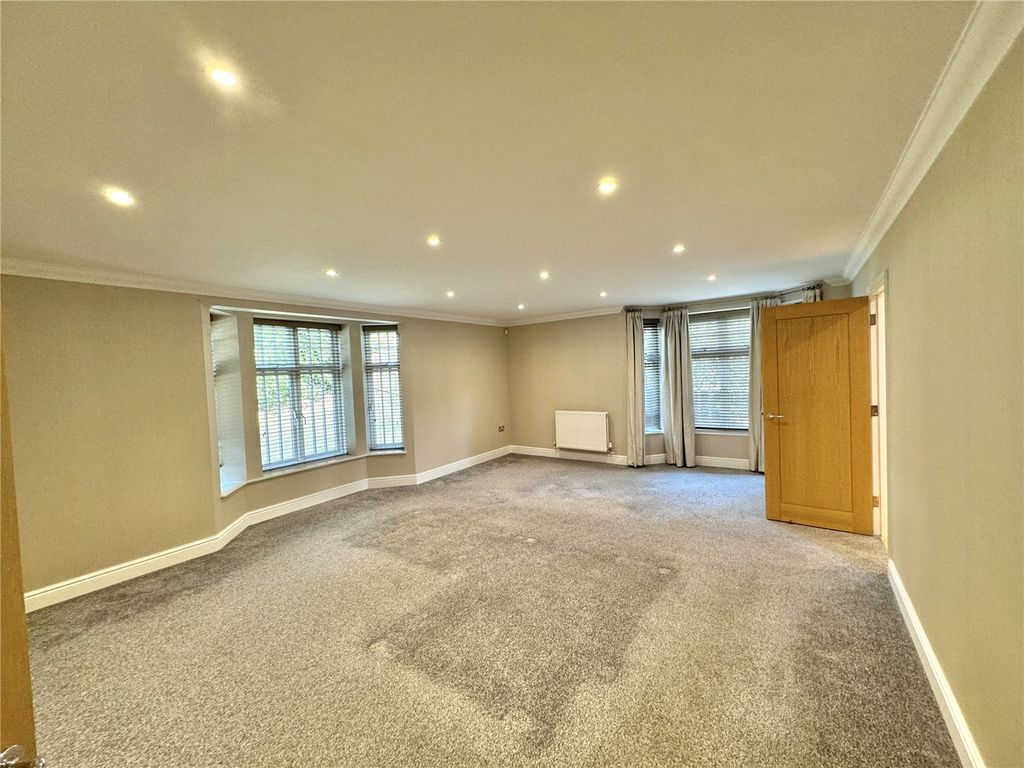 Property photo 3 of 10 Picture No. 20