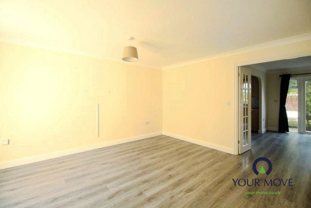 Property photo 2 of 9 Living Room