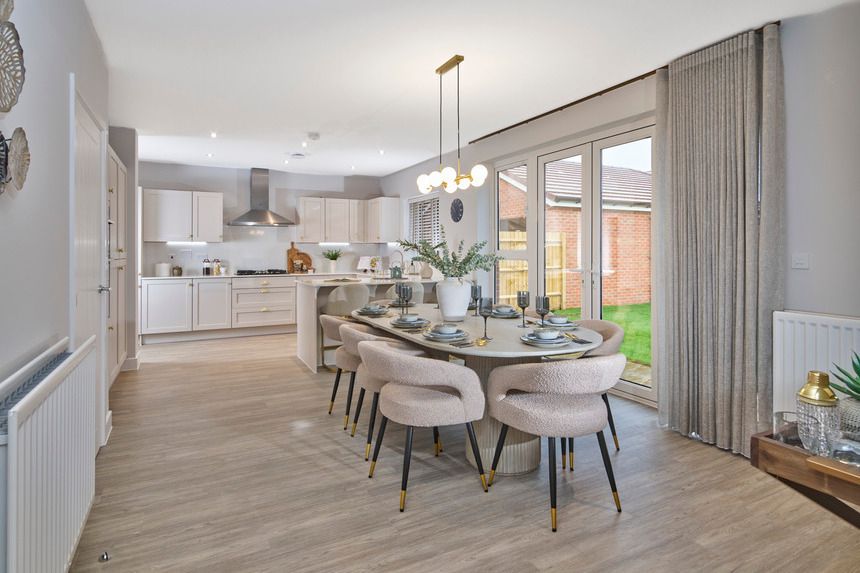 Property photo 3 of 10 The Motion Ht 571 - Kitchen Dining