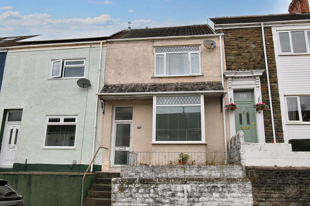 Property photo 1 of 27