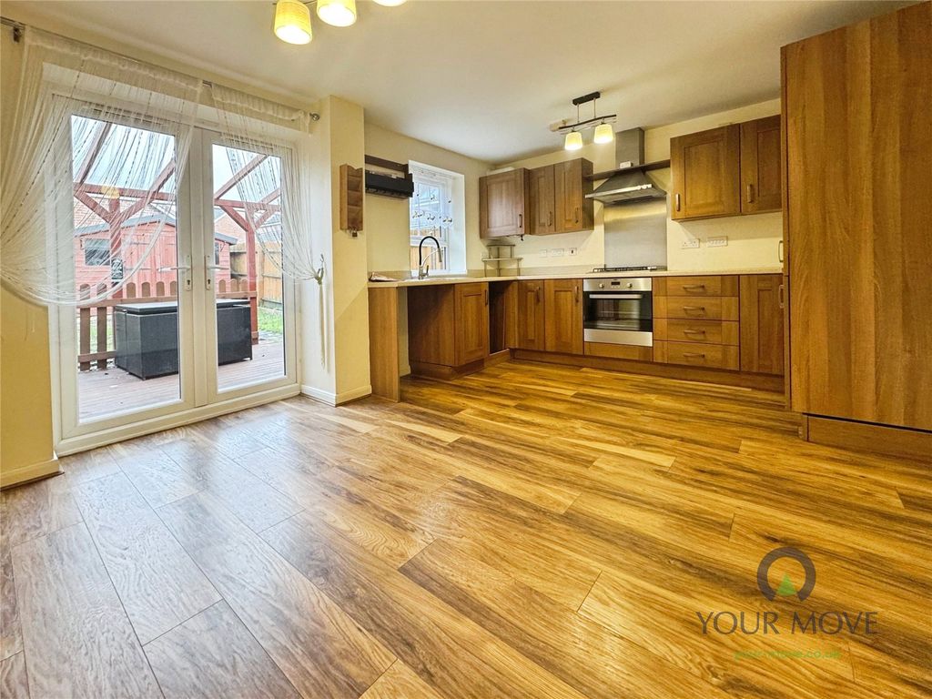 Property photo 2 of 13 Picture No. 03