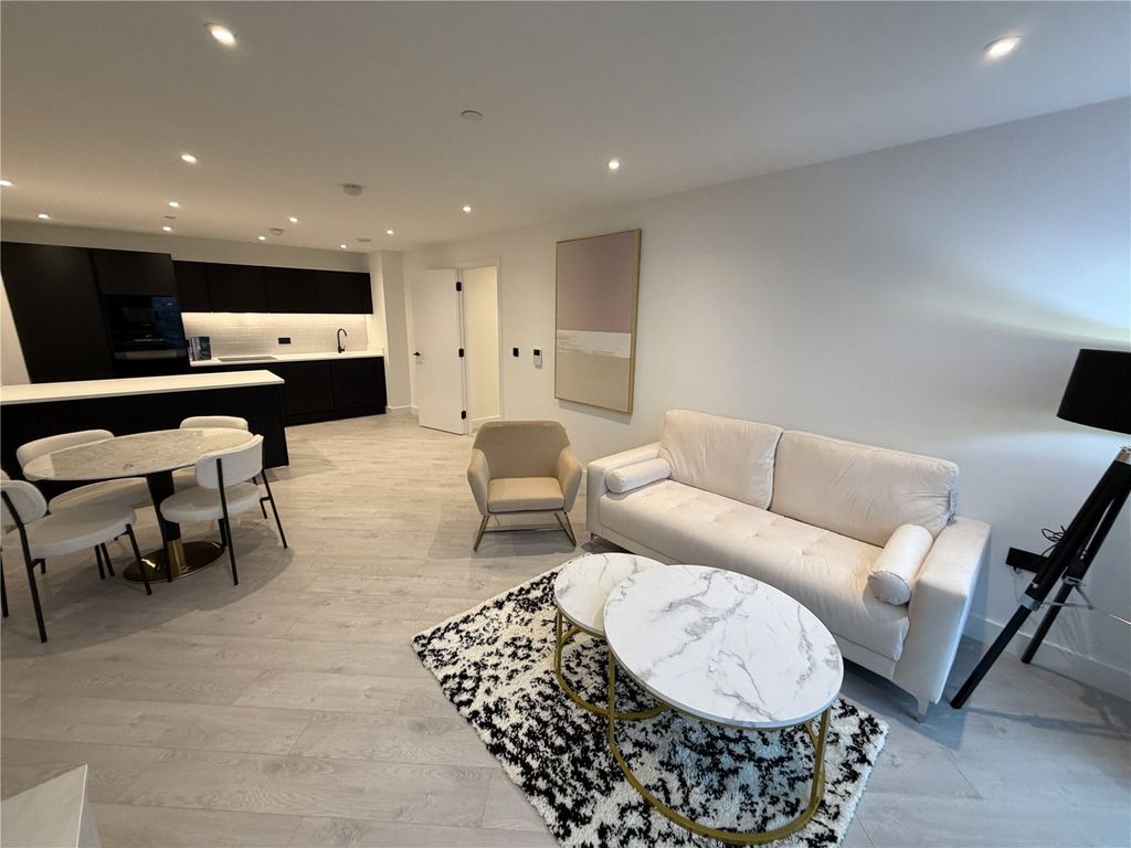 Property photo 3 of 29 Picture No. 08