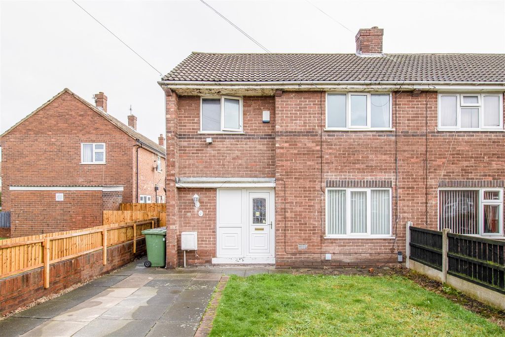 Property photo 1 of 12