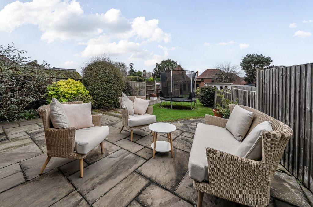 Property photo 3 of 19