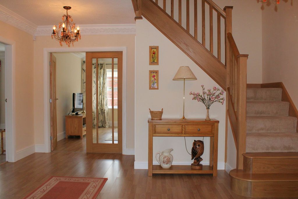 Additional image 16 of 5 bed detached house for saleKirton Road, Greetwell DN20