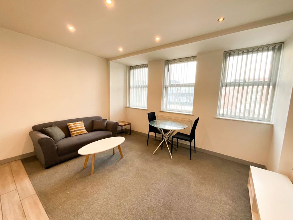 Property photo 3 of 14