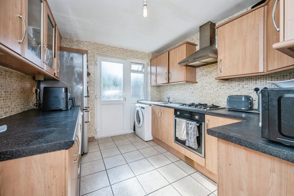 Property photo 3 of 14