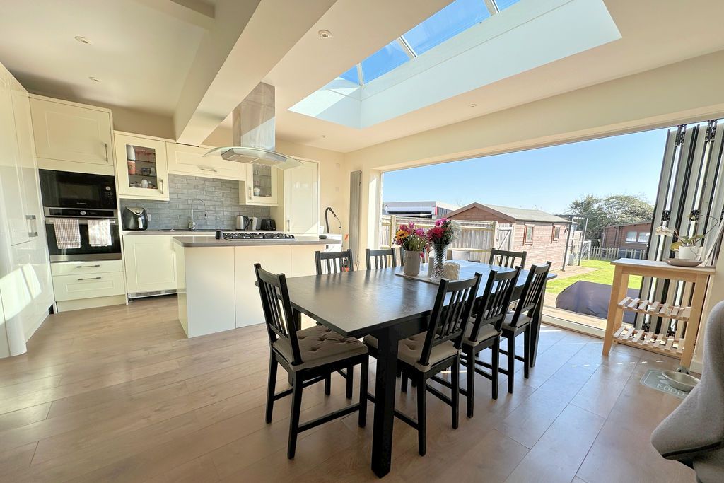 Property photo 2 of 27 Open Plan Lounge/Kitchen/Diner