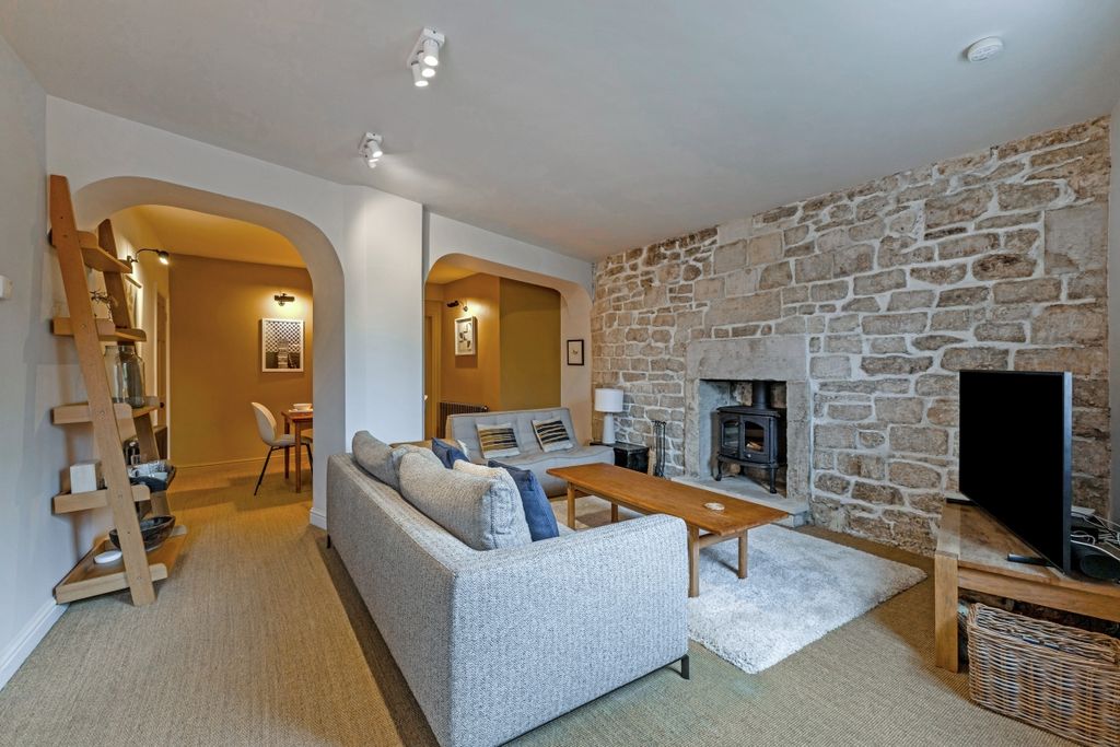 Property photo 3 of 19 84861_Forsters Ho...