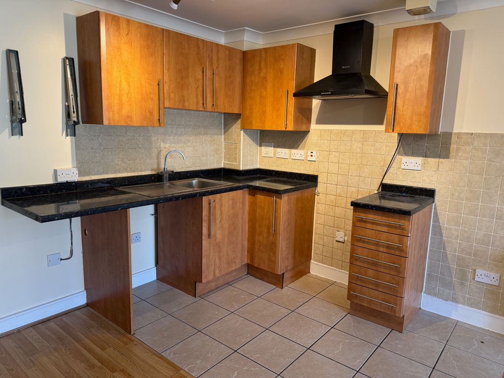 Property photo 2 of 10 Image