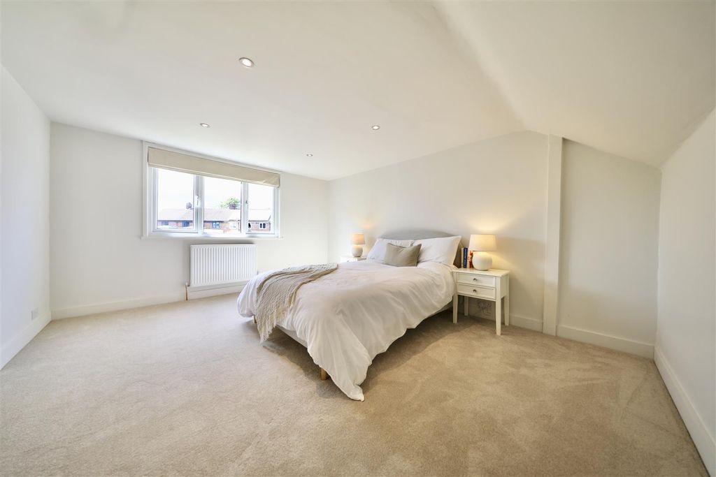 Property photo 3 of 26 0A9A4034.Jpg