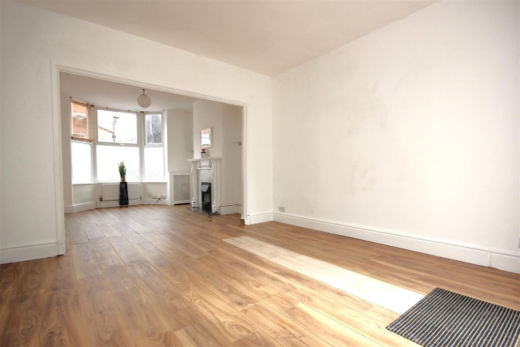 Property photo 2 of 12 Img_7442.Jpg