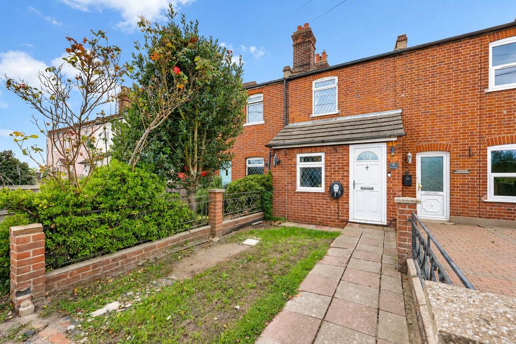 Property photo 2 of 18
