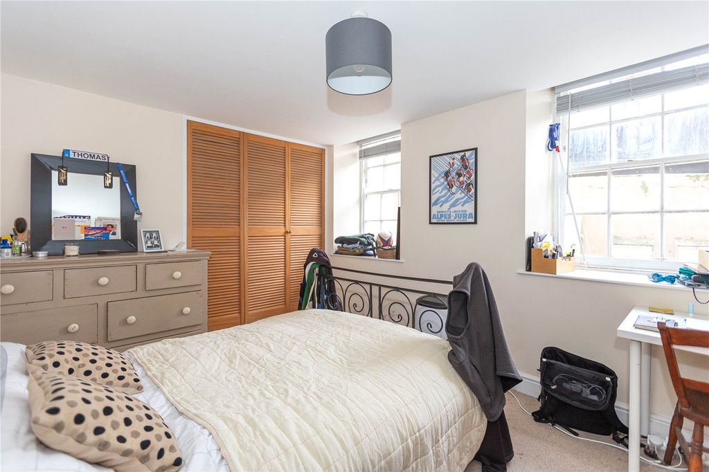 Property photo 3 of 11 Picture No. 04