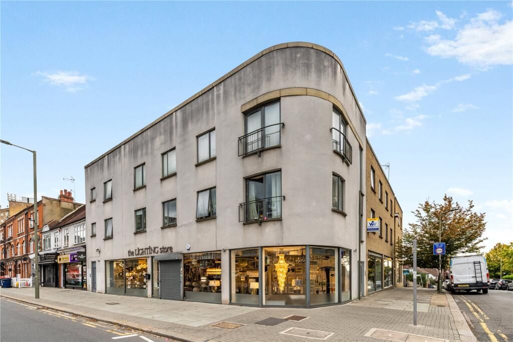 Property photo 1 of 12