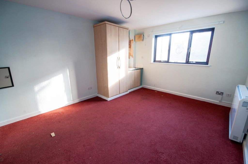 Property photo 3 of 29 Bedroom