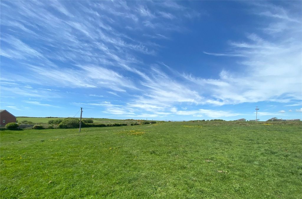 Property photo 3 of 6 Picture No. 06