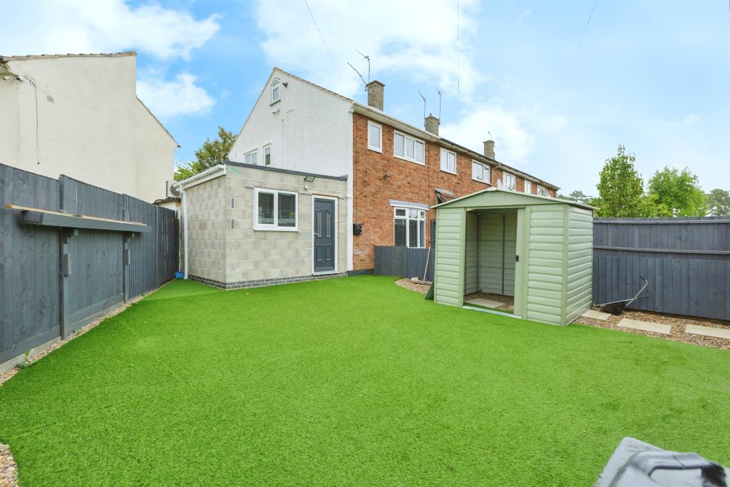 Property photo 2 of 17